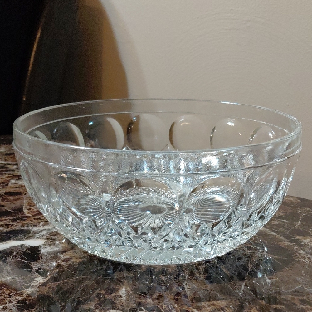 Vintage Leonard Crystal Mid-Century Modern Clear Crystal Glass Serving Bowl